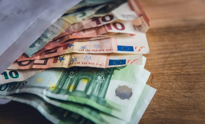 أوراق نقدية باليورو - صورة تعبيرية