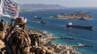 الحوثيون وباب المندب - صورة تعبيرية عن الهجوم والسيطرة على الممر البحري