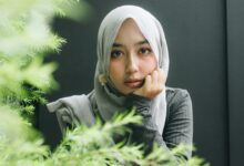 امرأة ترتدي الحجاب - صورة توضيحية