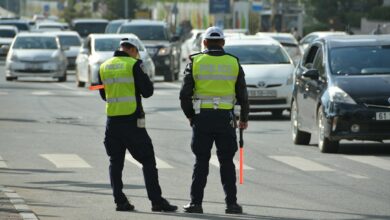 صورة تعبيرية لعملية تفتيش مركبة
