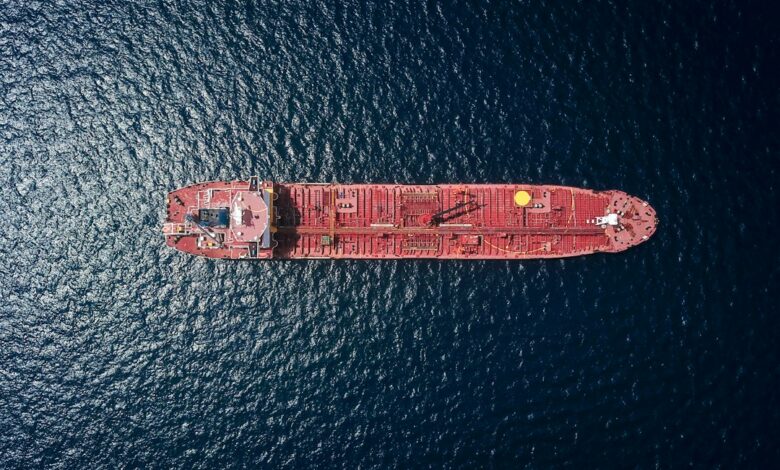 Oil tanker at sea illustrating Iraq crude shipment through the Strait of Hormuz