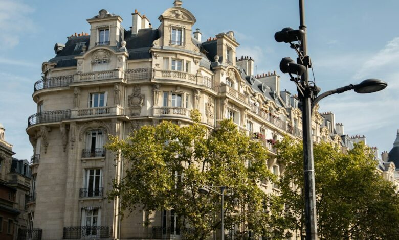 مبان سكنية في باريس - صورة تعبيرية