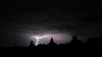 غيوم وأحوال جوية - صورة توضيحية